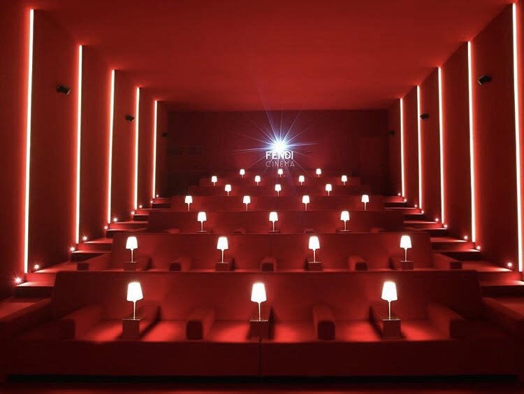 H ιστορική σχέση του οίκου Fendi με τον Ιταλικό κινηματογράφο σε μία διαδραστική έκθεση [εικόνες & βίντεο] | iefimerida.gr 3