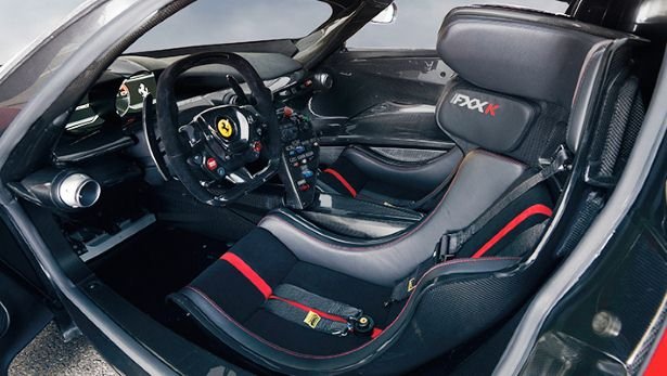 H Ferrari... αγρίεψε με το νέο ιβρυδικό μοντέλο της LaFerrari FXX K [εικόνες & βίντεο] | iefimerida.gr 4