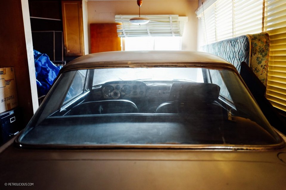 Βρήκαν μια Ferrari αμύθητης αξίας σε ένα παλιό διαμέρισμα [εικόνες] | iefimerida.gr 4