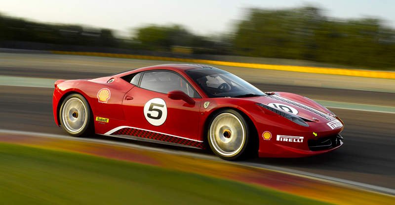 Μια βόλτα στην πίστα της Sepang με τη Ferrari 458 Challenge | iefimerida.gr 0