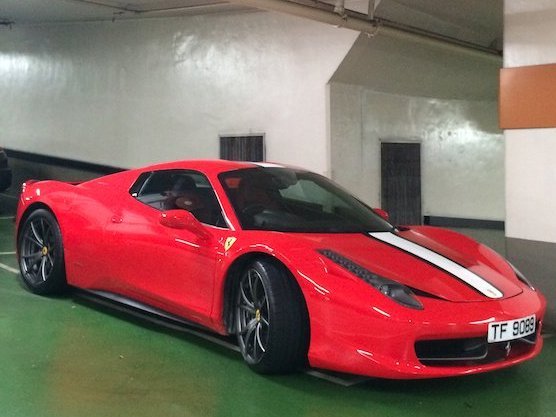 Το γκαράζ της χλιδής -Τα πανάκριβα αυτοκίνητα των στελεχών της Goldman Sachs στο Χονγκ Κονγκ [εικόνες] | iefimerida.gr 8