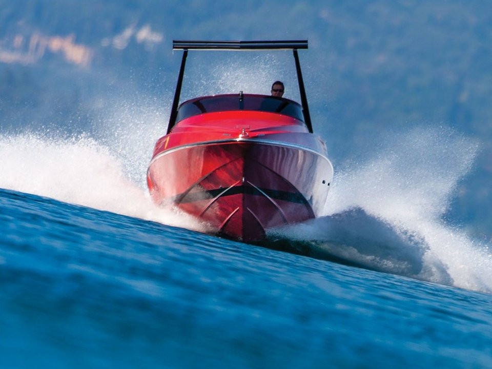 Μια σπάνια, κατακόκκινη Ferrari που προτιμά τη... θάλασσα - Σε δημοπρασία το Σάββατο [εικόνες] | iefimerida.gr 3