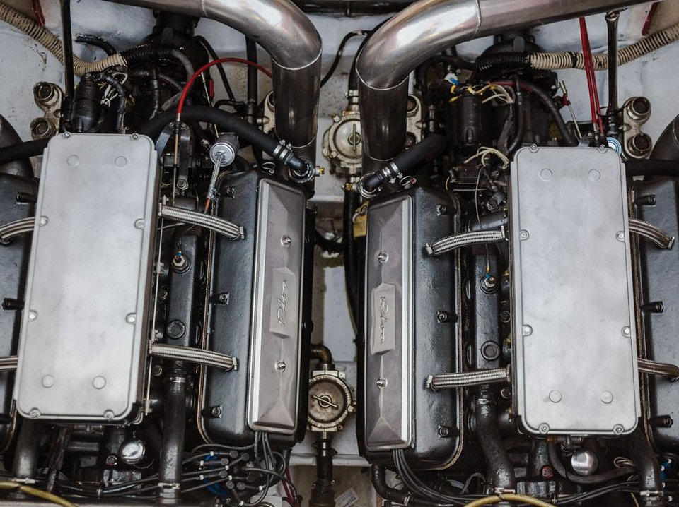 Μια σπάνια, κατακόκκινη Ferrari που προτιμά τη... θάλασσα - Σε δημοπρασία το Σάββατο [εικόνες] | iefimerida.gr 7