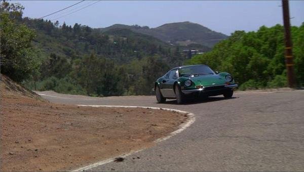 Φεράρι ήταν θαμμένη σε αυλή σπιτιού από το 1974 – Πλέον κυκλοφορεί στους δρόμους σαν καινούρια [εικόνες]  | iefimerida.gr 7