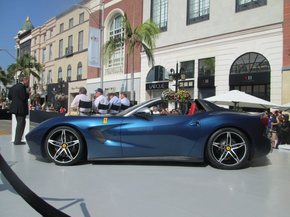 Τα 10 ακριβότερα αυτοκίνητα στον κόσμο -Ταχύτητα, design, πολυτέλεια [εικόνες] | iefimerida.gr 4