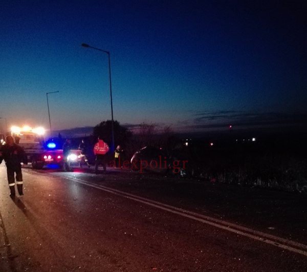 Θράκη: Φοβερό τροχαίο δυστύχημα με δύο νεκρούς -ΙΧ συγκρούστηκε με πυροσβεστικό όχημα [εικόνες] | iefimerida.gr 3