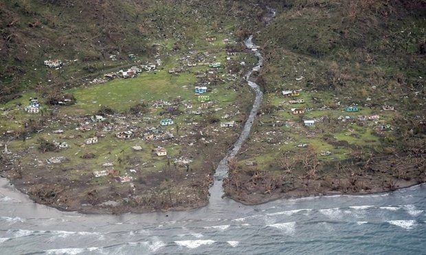 Κυκλώνας ισοπέδωσε τα Φίτζι -Εικόνες καταστροφής από διαλυμένα χωριά [εικόνες] | iefimerida.gr 0