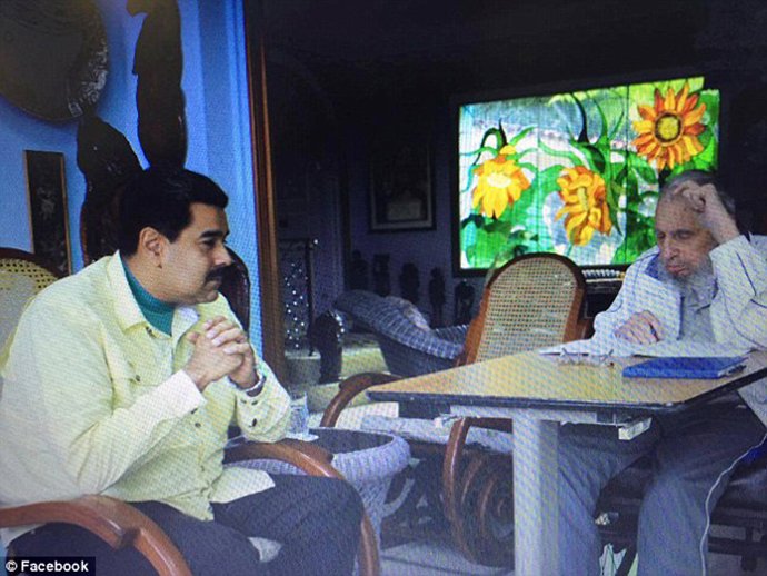 Σε αναπηρικό αμαξίδιο ο Φιντέλ Κάστρο [εικόνες] | iefimerida.gr 1