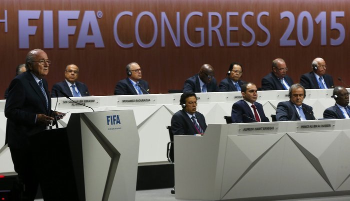 Παλαιστίνιοι έκαναν «ντου» στο συνέδριο της FIFA [εικόνες] | iefimerida.gr 0