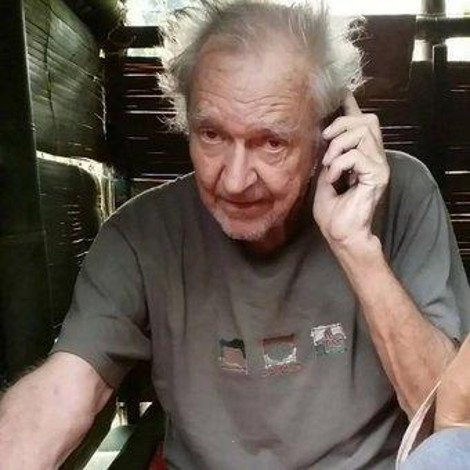 Νέος τρόμος από τις Φιλιππίνες: Ισλαμιστές απειλούν να αποκεφαλίσουν με χαντζάρα Γερμανό όμηρο [εικόνες] | iefimerida.gr 1