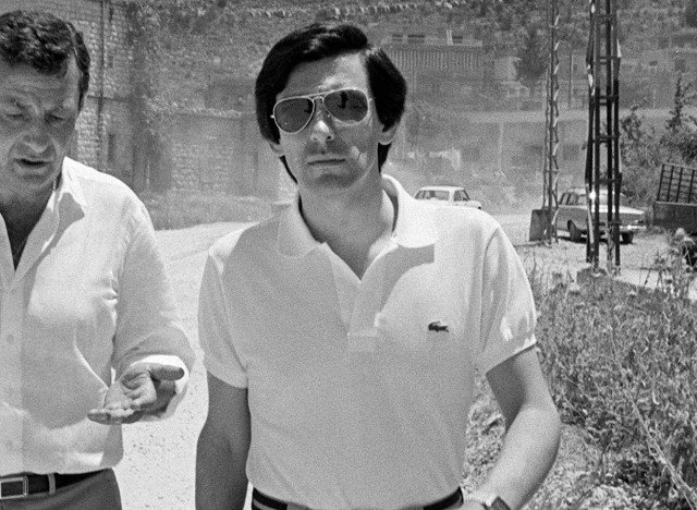 Τέσσερις άγνωστες ιστορίες για τον Φρανσουά Φιγιόν, όταν ήταν νέος [εικόνες] | iefimerida.gr 3