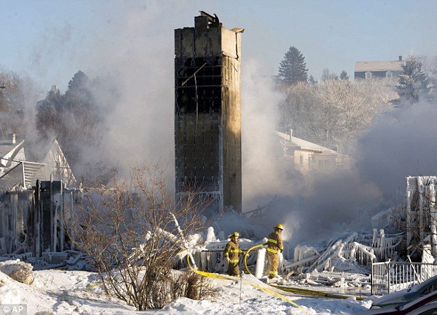 Δραματικές εικόνες από την πύρινη κόλαση σε οίκο ευγηρίας στον Καναδά -Αυξήθηκε ο αριθμός των νεκρών [εικόνες] | iefimerida.gr 5