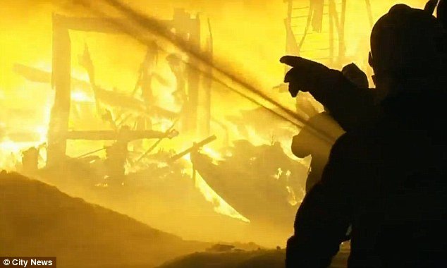 Δραματικές εικόνες από την πύρινη κόλαση σε οίκο ευγηρίας στον Καναδά -Αυξήθηκε ο αριθμός των νεκρών [εικόνες] | iefimerida.gr 7