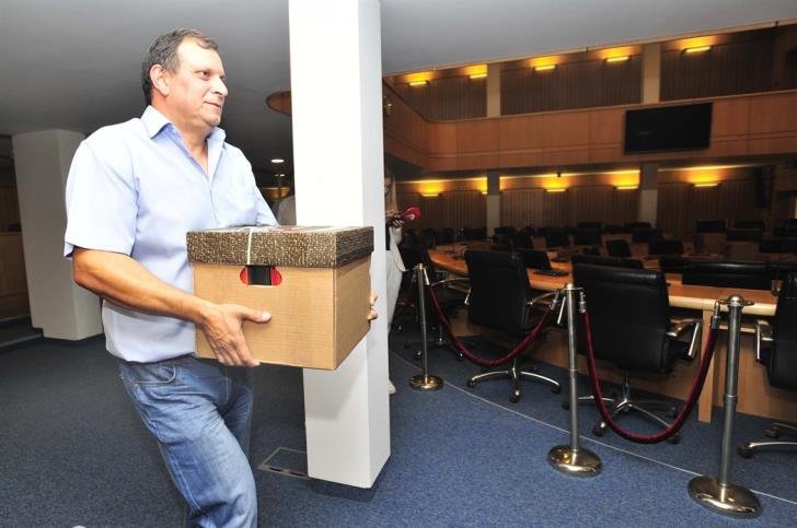 Εφτασε στη Λευκωσία ο «Φάκελος της Κύπρου» -Μέσα σε 11 κούτες [εικόνες] | iefimerida.gr 2