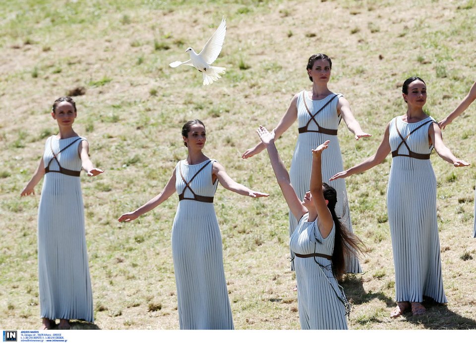 Ολα όσα έγιναν στην τελετή Αφής της Ολυμπιακής Φλόγας -Ποια πρόσωπα έκλεψαν την παράσταση [εικόνες] | iefimerida.gr 5