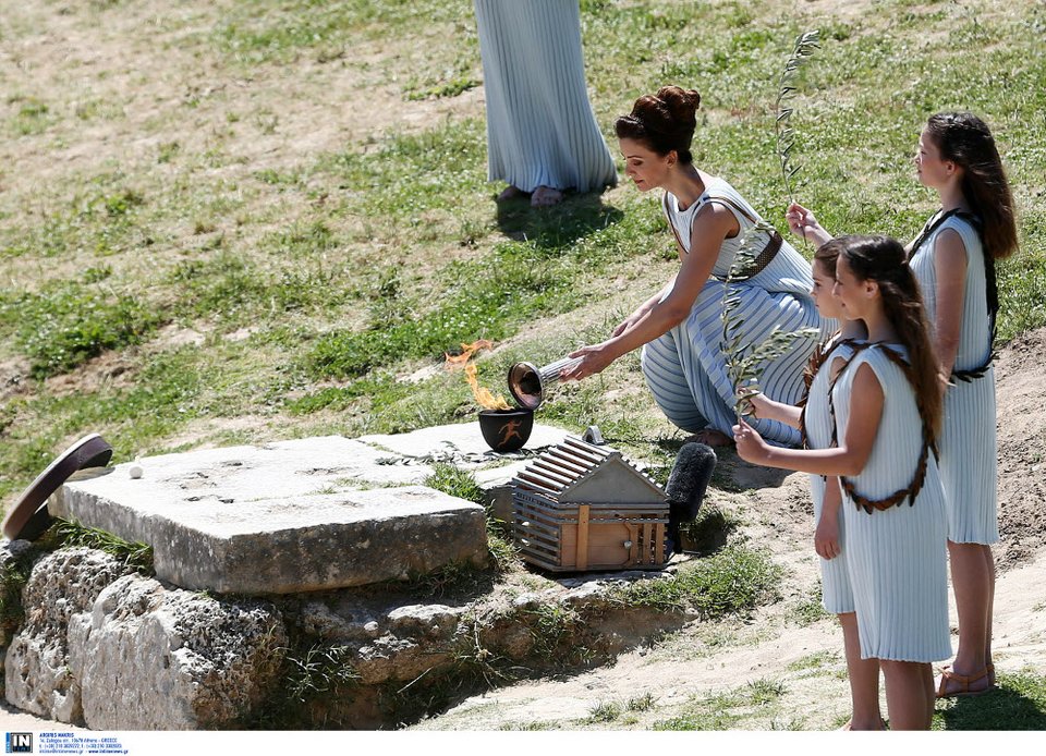 Ολα όσα έγιναν στην τελετή Αφής της Ολυμπιακής Φλόγας -Ποια πρόσωπα έκλεψαν την παράσταση [εικόνες] | iefimerida.gr 2