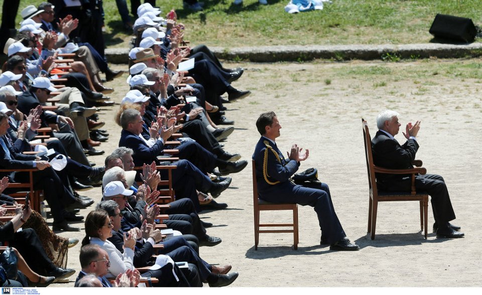 Ολα όσα έγιναν στην τελετή Αφής της Ολυμπιακής Φλόγας -Ποια πρόσωπα έκλεψαν την παράσταση [εικόνες] | iefimerida.gr 9