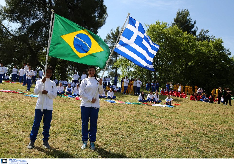 Ολα όσα έγιναν στην τελετή Αφής της Ολυμπιακής Φλόγας -Ποια πρόσωπα έκλεψαν την παράσταση [εικόνες] | iefimerida.gr 0