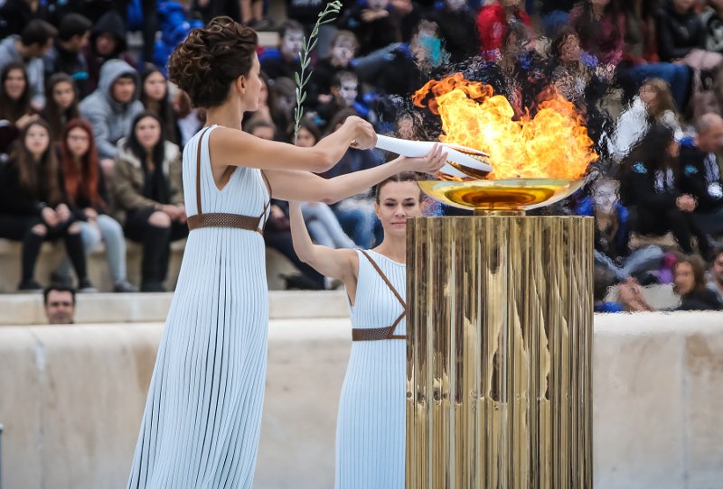 Στο Καλλιμάρμαρο παραδόθηκε η Ολυμπιακή Φλόγα στη Ν. Κορέα -Εντυπωσιακή η Λέχου [εικόνες] | iefimerida.gr 2