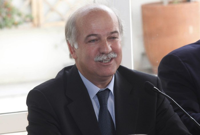 Αποκλειστικό: Οι εκπλήξεις στο ψηφοδέλτιο Επικρατείας του ΠΑΣΟΚ: Φλωρίδης, Μενδώνη, Αλ Σάλεχ | iefimerida.gr 0