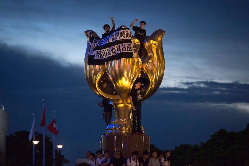 Χονγκ Κονγκ: Επίσκεψη υψηλού συμβολισμού του Κινέζου προέδρου μέσα σε τεταμένο κλίμα [εικόνες & βίντεο]  | iefimerida.gr 0