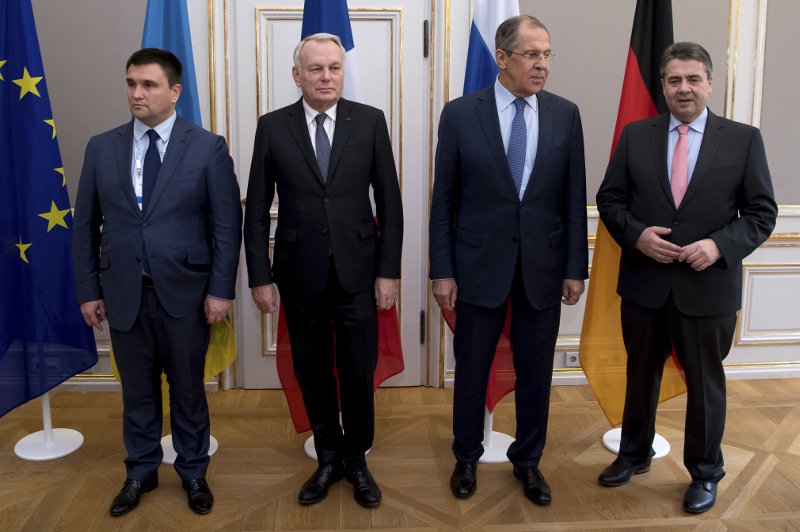Η Ρωσία αναγνωρίζει τα διαβατήρια που εκδίδουν οι ρωσόφωνοι αντάρτες της ανατολικής Ουκρανίας | iefimerida.gr 0