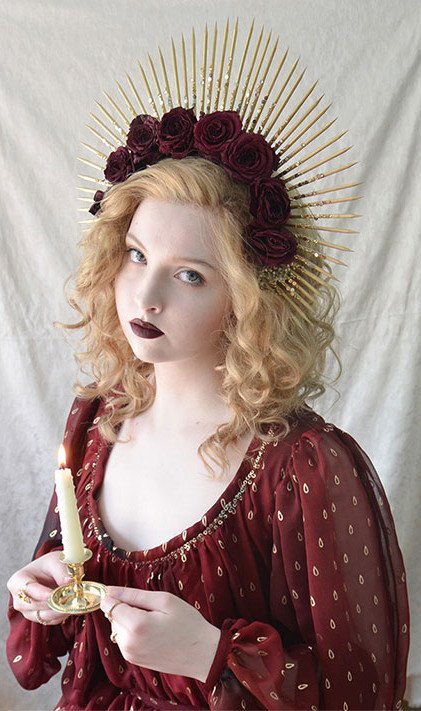 Ενα ταλαντούχο κορίτσι: Εκθαμβωτικά κοστούμια από τα χέρια μιας αυτοδίδακτης 18χρονης [εικόνες]  | iefimerida.gr 8