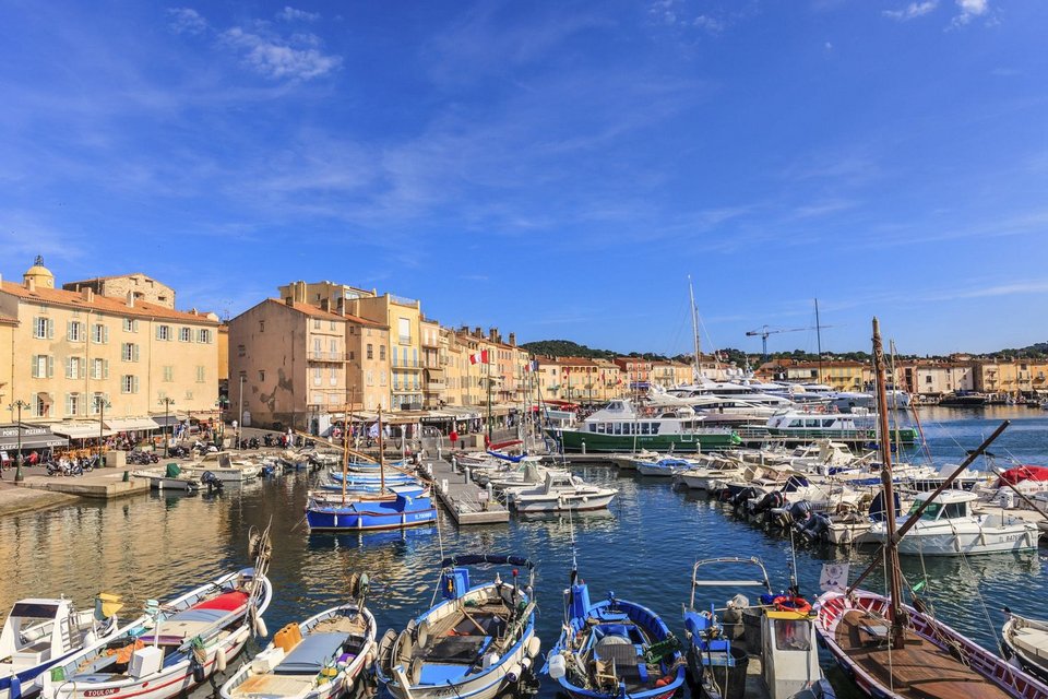 Υπνώτισαν διάσημο πιλότο της Formula 1 και του έκλεψαν 400.000 ευρώ από το σπίτι [εικόνες] | iefimerida.gr 6