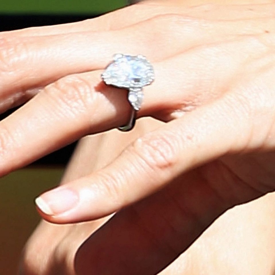 Υπνώτισαν διάσημο πιλότο της Formula 1 και του έκλεψαν 400.000 ευρώ από το σπίτι [εικόνες] | iefimerida.gr 4