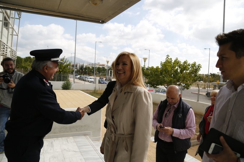 Περιοδεία Γεννηματά στη Δυτική Αττική: O νόμος πρέπει να εφαρμόζεται παντού [εικόνες] | iefimerida.gr 0