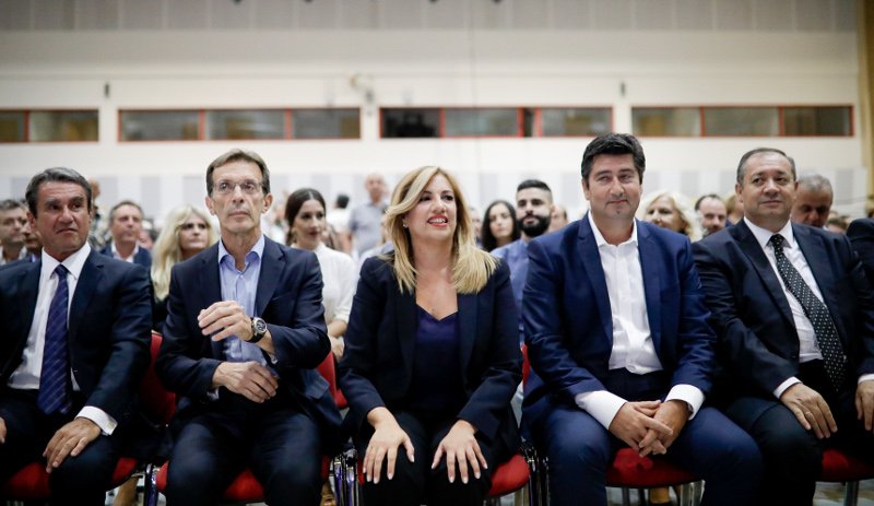 Γεννηματά από ΔΕΘ: Το προσωπείο του φιλοεπενδυτή Τσίπρα κατέρρευσε, οι επενδυτές το βάζουν στα πόδια | iefimerida.gr 0