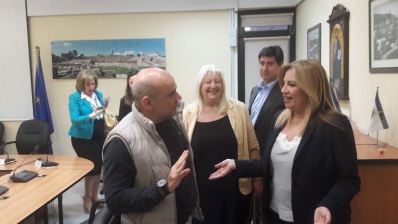 Γεννηματά: Τέρμα οι βαρόνοι και οι φεουδάρχες, ο λόγος και οι αποφάσεις στα μέλη της Παράταξης [εικόνες] | iefimerida.gr 0