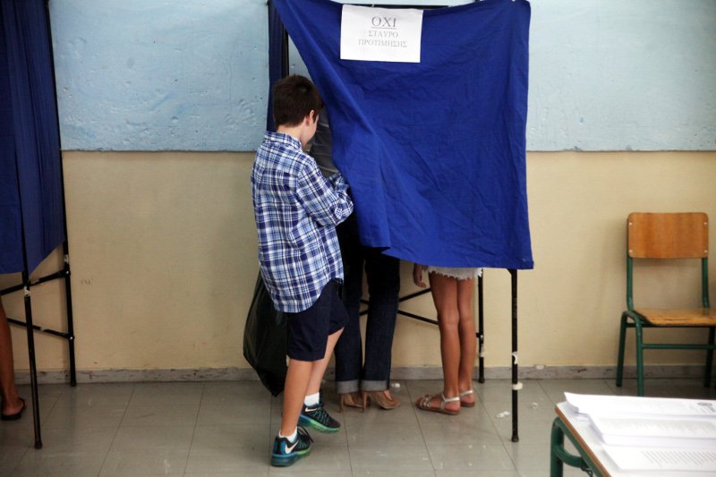 Οι αρχηγοί στις κάλπες, όλα τα παραλειπόμενα -Η Φώφη με τα παιδάκια της στο παραβάν, οι ρακές του Καμμένου, το... χαμένο ψηφοδέλτιο του Ποταμιού [εικόνες] | iefimerida.gr 19
