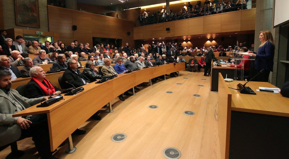 Η Γεννηματά σχολιάζει τον υπερτυχερό του τζόκερ με τα 15 εκατ. ευρώ και το τζόκερ του... Τσακαλώτου | iefimerida.gr 0