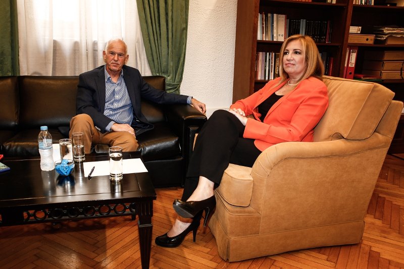Τι είπαν Γεννηματά - Παπανδρέου - Σε καλό κλίμα η συνάντηση | iefimerida.gr 0