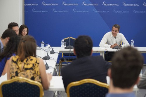 Μητσοτάκης σε Ελληνοαμερικανούς φοιτητές: Να μελετάτε την Ελλάδα χωρίς κομματικές αποχρώσεις [εικόνες] | iefimerida.gr 2