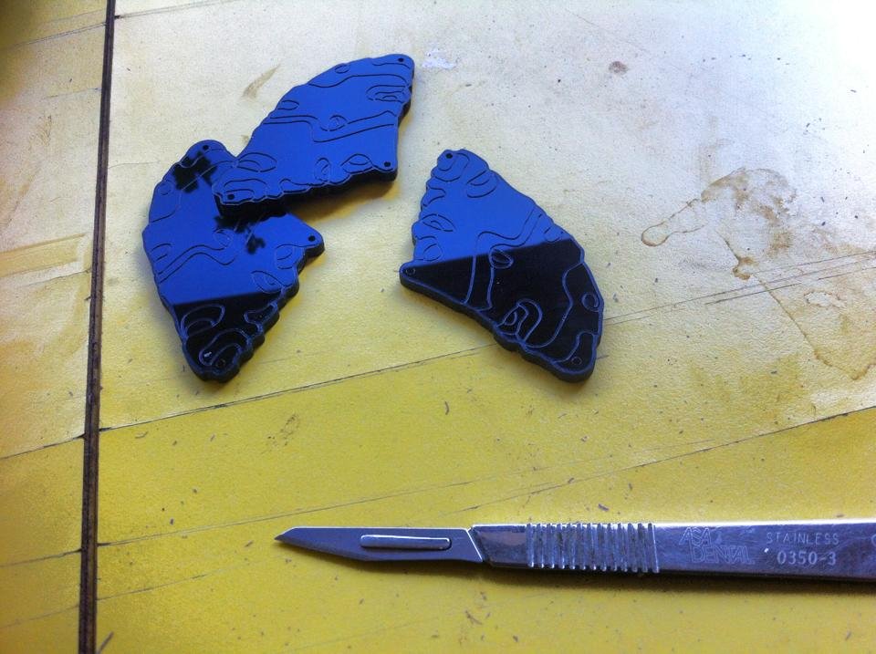 Επιτυχία: Δυο γονείς έφυγαν από την Αθήνα και σχεδιάζουν κοσμήματα στη Φολέγανδρο [εικόνες] | iefimerida.gr 5