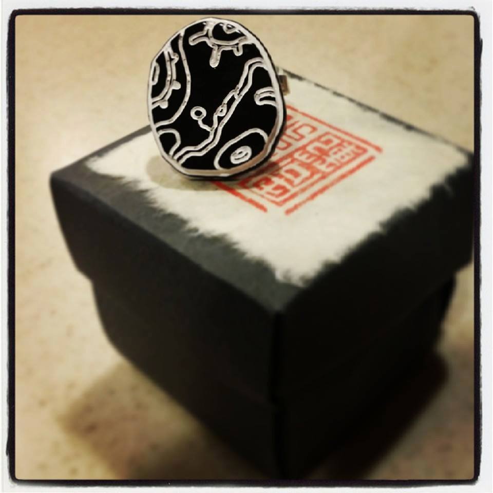 Επιτυχία: Δυο γονείς έφυγαν από την Αθήνα και σχεδιάζουν κοσμήματα στη Φολέγανδρο [εικόνες] | iefimerida.gr 3