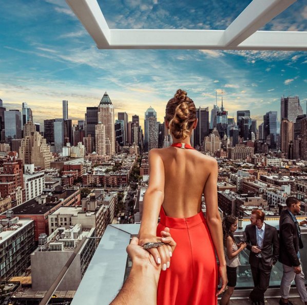 Η παρωδία του ζευγαριού #FollowMeTo -Τον σέρνει από τη μύτη και τα μαλλιά [εικόνες] | iefimerida.gr 1