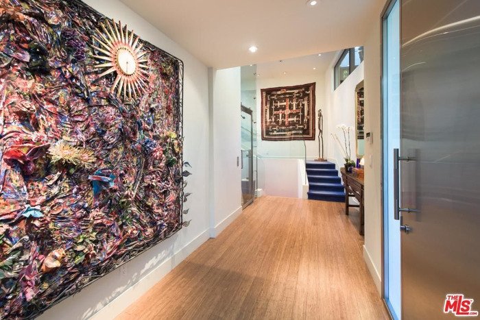 Μοντέρνο, καθόλου αποστειρωμένο, με πολύ γυαλί -Το υπέροχο σπίτι της Τζέιν Φόντα [εικόνες] | iefimerida.gr 2