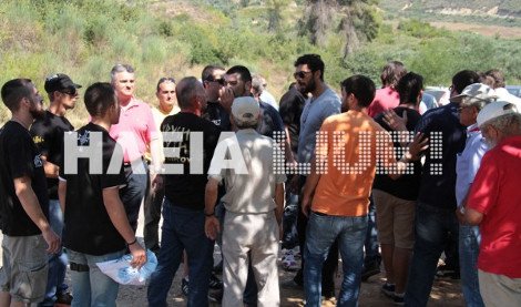 Ξύλο μελών του ΚΚΕ με εθνικιστές και μέλη της Χρυσής Αυγής σε εκδήλωση μνήμης για θυμάτα των Ναζί [εικόνες&βίντεο] | iefimerida.gr 2