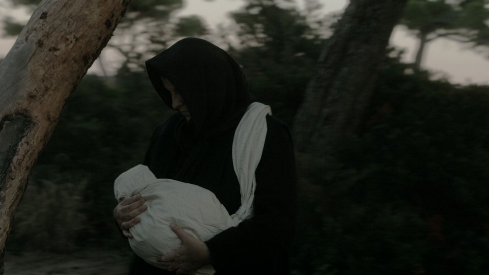 Η Φόνισσα του Παπαδιαμάντη, ανεβαίνει ξανά ως όπερα μελοποιημένη από τον Κουμεντάκη [εικόνες] | iefimerida.gr 0