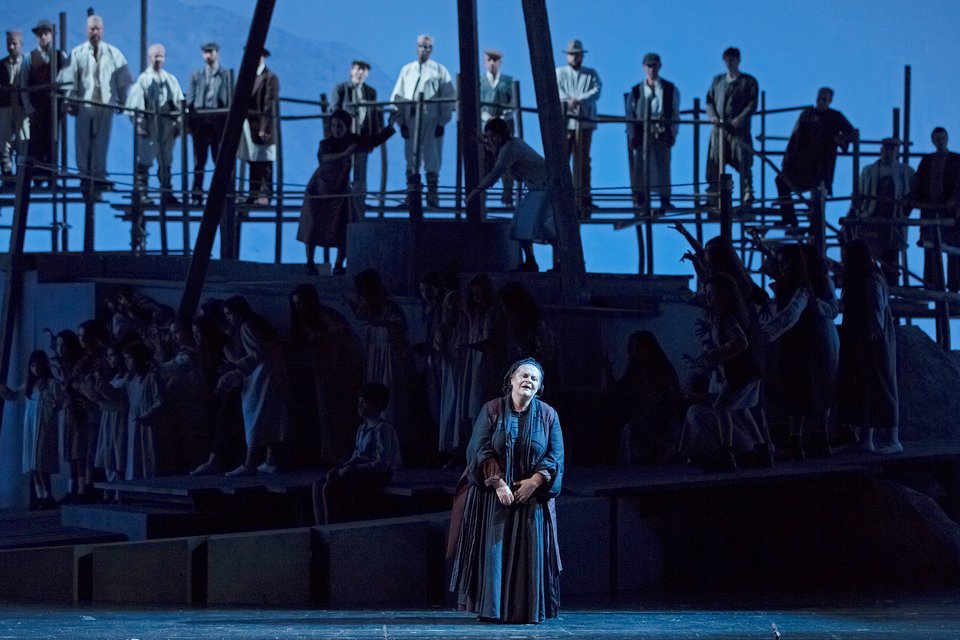 Η Φόνισσα του Παπαδιαμάντη, ανεβαίνει ξανά ως όπερα μελοποιημένη από τον Κουμεντάκη [εικόνες] | iefimerida.gr 4