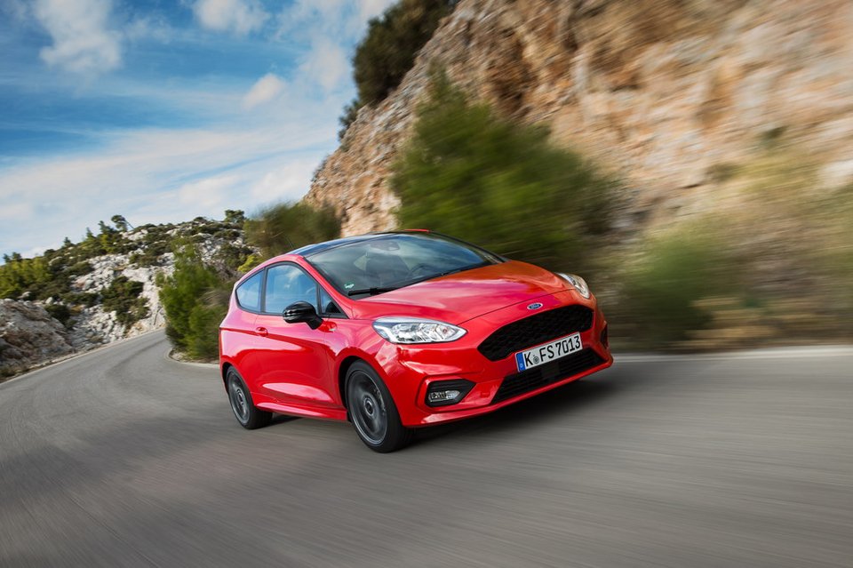 Διαθέσιμες οι νέες εκδόσεις ST Line και Vignale του νέου Ford Fiesta [εικόνες] | iefimerida.gr 1