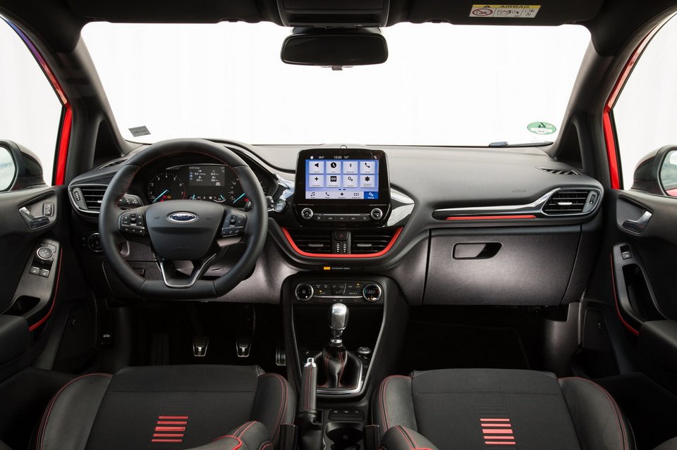 Διαθέσιμες οι νέες εκδόσεις ST Line και Vignale του νέου Ford Fiesta [εικόνες] | iefimerida.gr 3