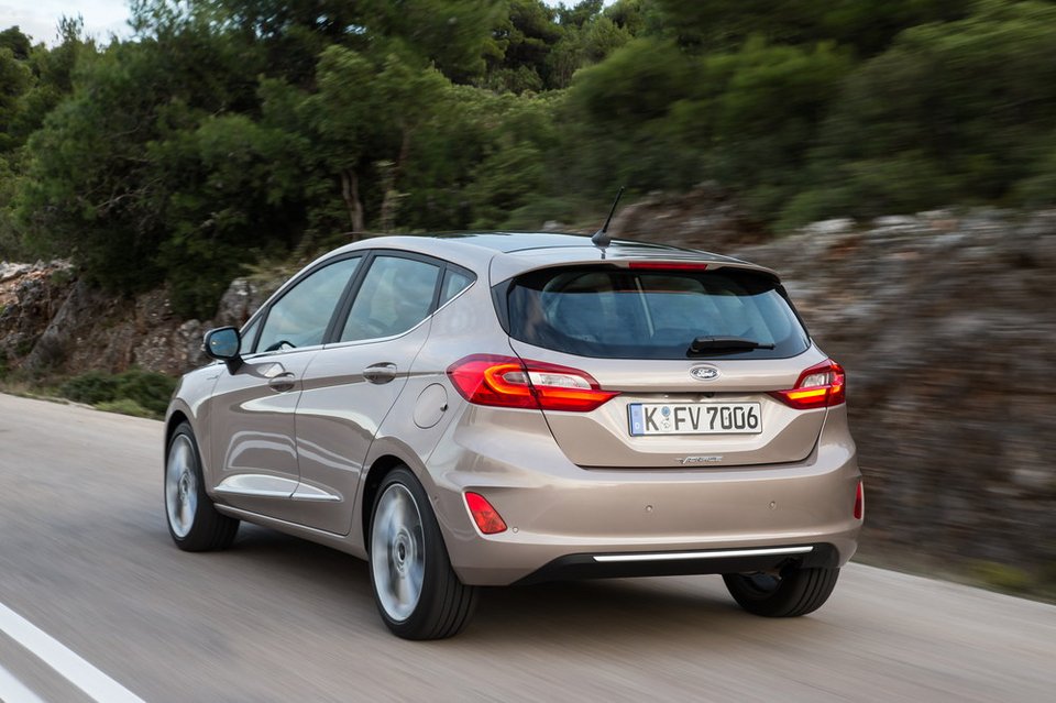 Διαθέσιμες οι νέες εκδόσεις ST Line και Vignale του νέου Ford Fiesta [εικόνες] | iefimerida.gr 6