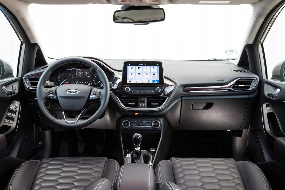 Διαθέσιμες οι νέες εκδόσεις ST Line και Vignale του νέου Ford Fiesta [εικόνες] | iefimerida.gr 5