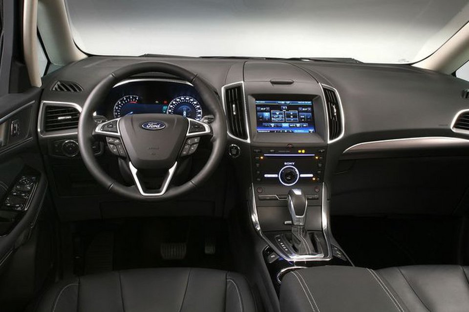 Το καινούργιο μεγάλο πολυμορφικό της Ford, το Galaxy, έχει καθίσματα που διπλώνουν ηλεκτρικά | iefimerida.gr 5
