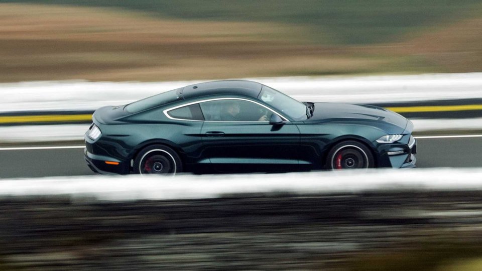 Ford Mustang Bullitt: Στους δρόμους του φημισμένου Isle of Man [βίντεο] | iefimerida.gr 0