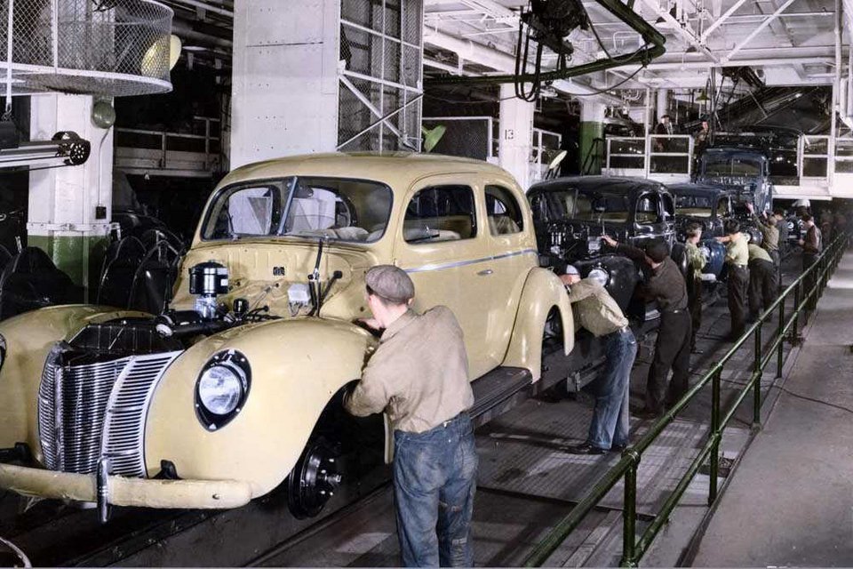 H γραμμή παραγωγής του Henry Ford συμπλήρωσε έναν αιώνα | iefimerida.gr 1